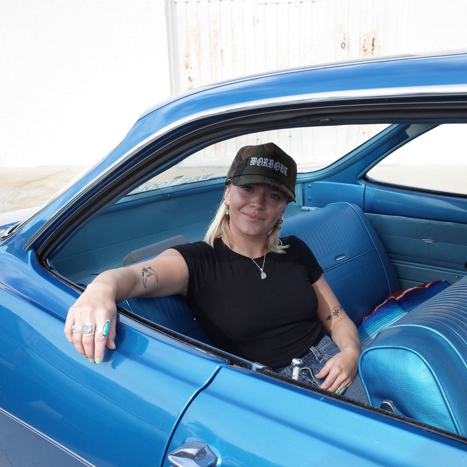 WORN OUT // UNSTRUCTURED // CAMO