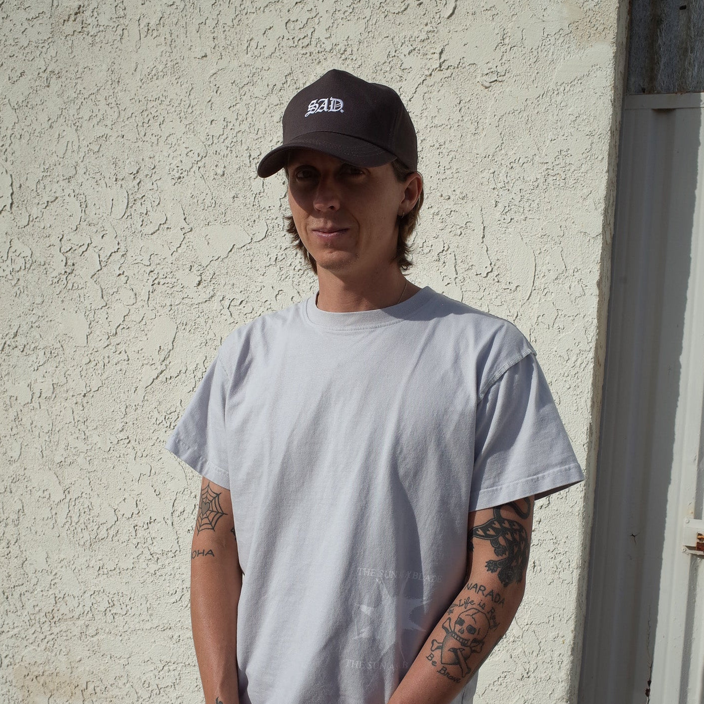 EMBROIDERY HAT // COTTON // BROWN