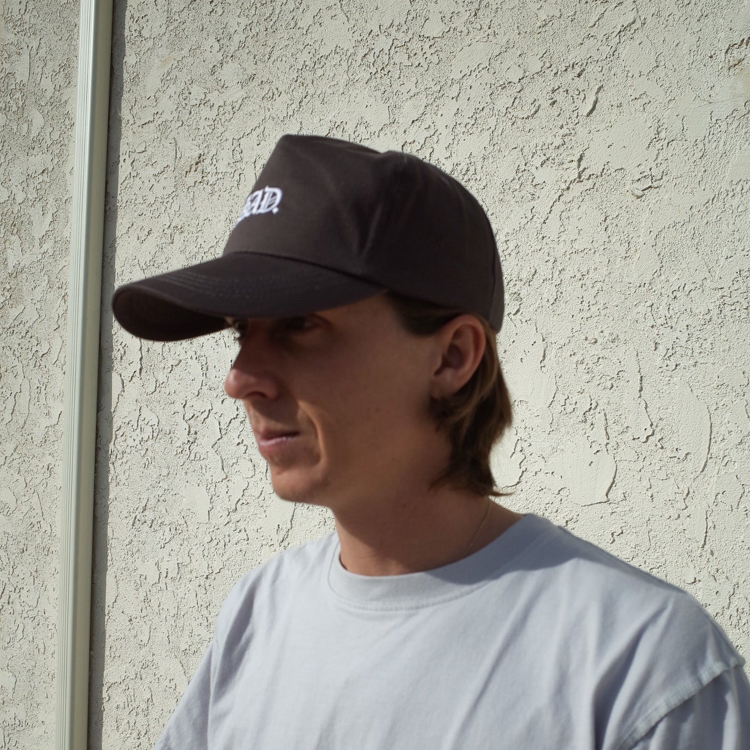 EMBROIDERY HAT // COTTON // BROWN