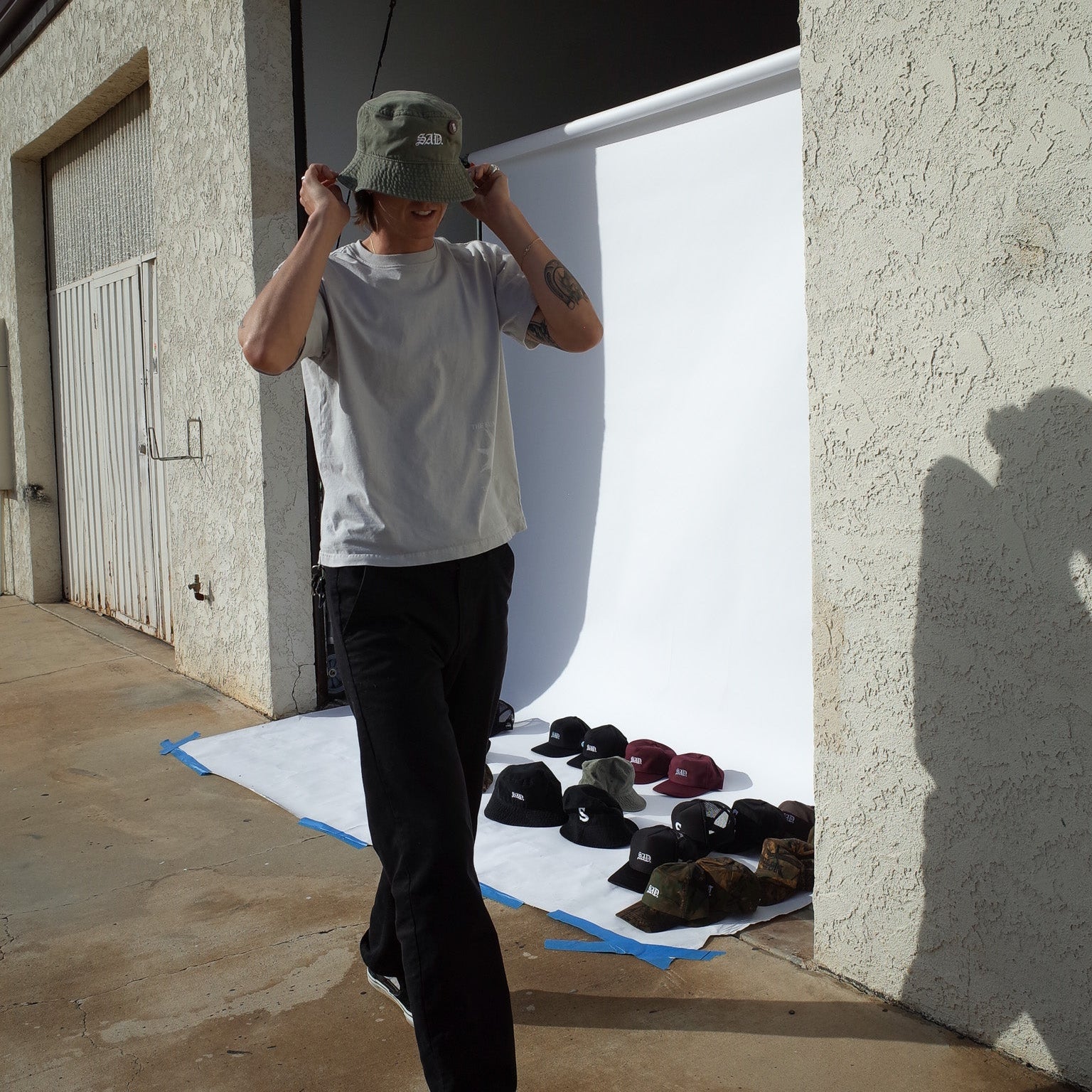 EMBROIDERY HAT // BUCKET HAT // OLIVE