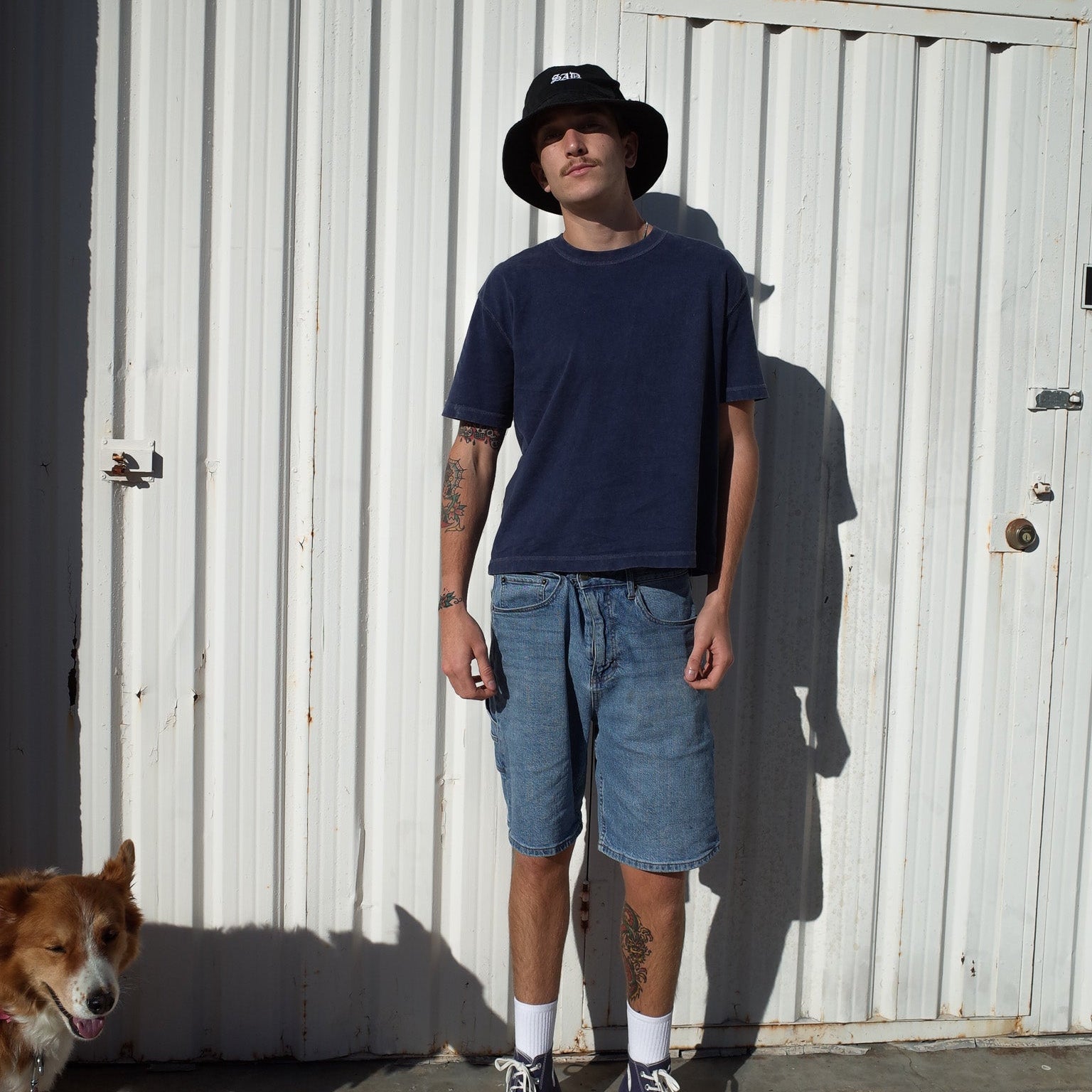 EMBROIDERY HAT // BUCKET HAT // BLACK