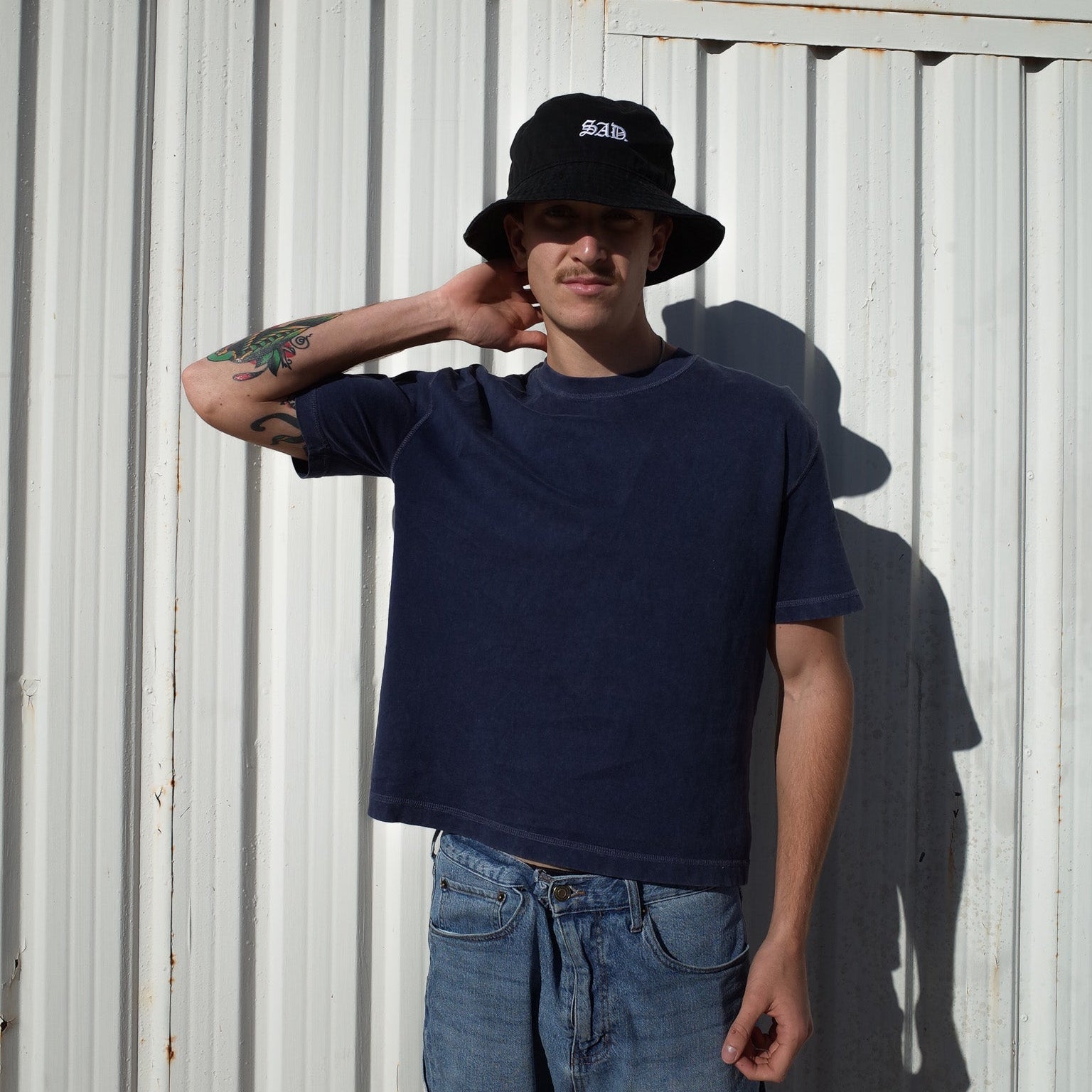 EMBROIDERY HAT // BUCKET HAT // BLACK