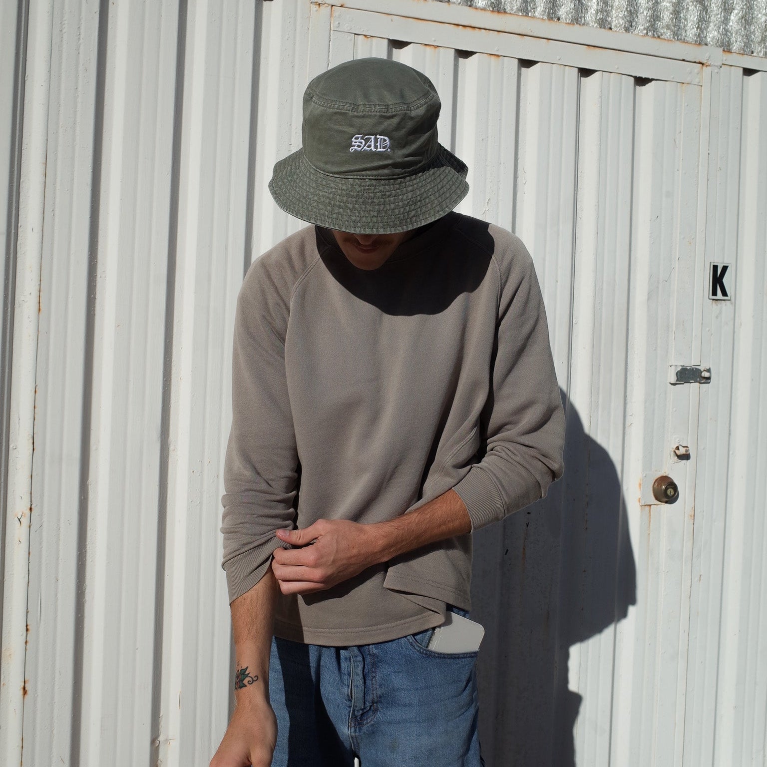 EMBROIDERY HAT // BUCKET HAT // OLIVE