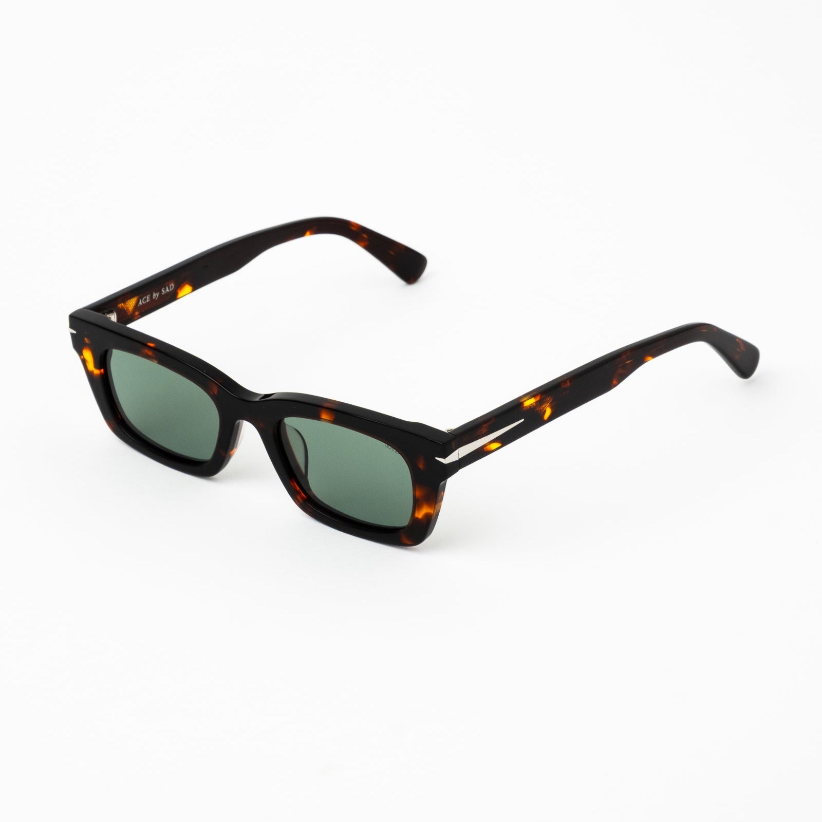 ACE--TORTOISE_OLIVE_POLARIZED__SAD_Ecom_1__Fin_Nichols.jpg