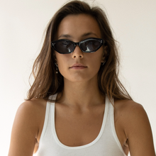 Load image into Gallery viewer, Helena In Sad black Milk Sunglasses and All white
