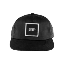 Load image into Gallery viewer, PATCH HAT // SNAPBACK // BLACK
