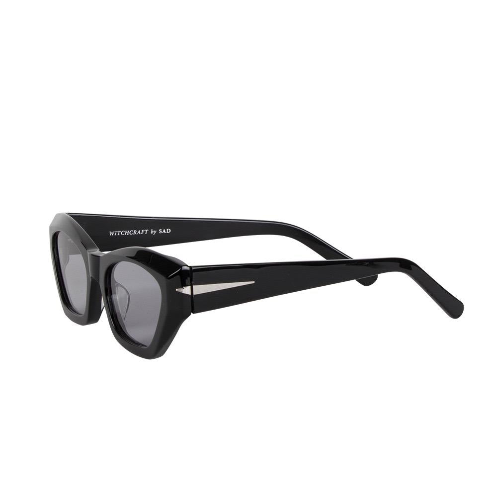 SAD EYEWEAR CURE // GLOSS BLACK